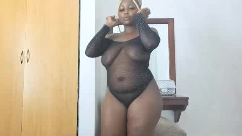 Snapshot of jollykadie chatting on July 15, 2:50 am Jollycandra online show from July 15, 2:50 am
