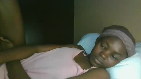 jollynabeb online show from November 18, 6:34 pm