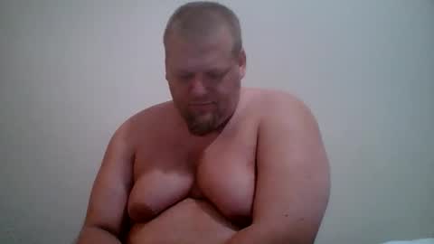 Snapshot of jon603nh chatting on May 24, 1:21 am jon603nh online show from May 24, 1:21 am