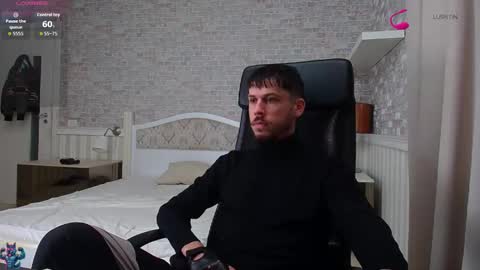 JonahShaw online show from October 8, 4:32 am