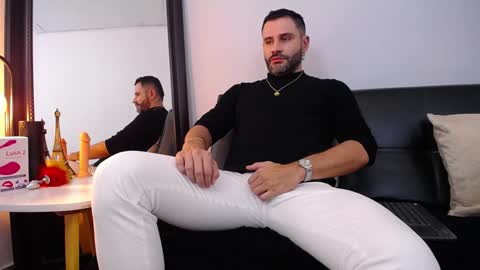  JONAS BEARD  online show from January 14, 10:34 pm