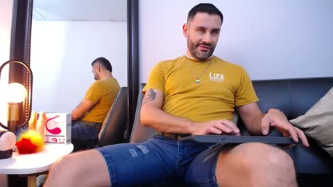  JONAS BEARD  online show from February 5, 6:37 pm