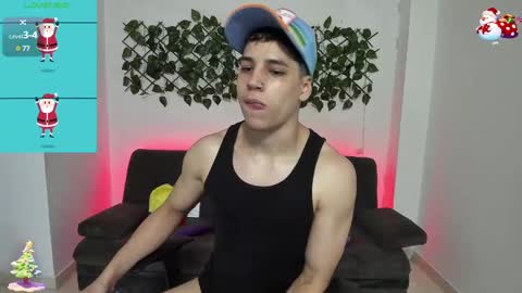 Instagram jonathanfit14 online show from December 15, 9:09 pm