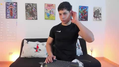 Instagram jonathanfit14 online show from February 6, 10:02 pm