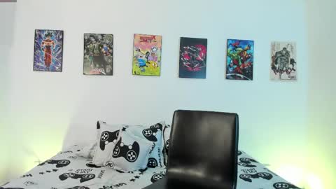 Instagram jonathanfit14 online show from April 2, 10:29 pm