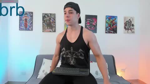 Instagram jonathanfit14 online show from May 20, 10:38 pm