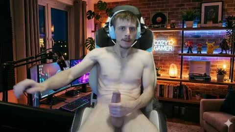 jonathanthiccoc online show from April 1, 12:44 am