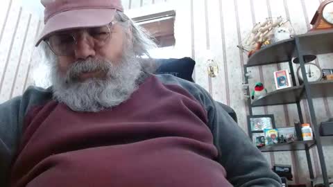 joncpics online show from February 16, 7:43 pm