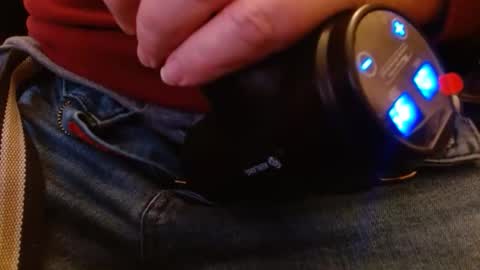 joncpics online show from February 24, 3:04 am