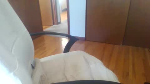 jonderr135 online show from February 1, 4:49 pm