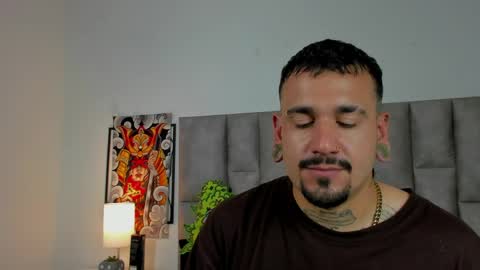 Snapshot of jonhpitt99 chatting on March 30, 10:00 pm jonhpitt99 online show from March 30, 10:00 pm