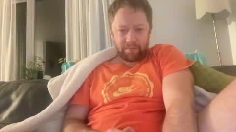 Snapshot of joninsky7777 chatting on October 26, 5:46 am joninsky7777 online show from October 26, 5:46 am