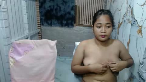 jonna2568 online show from December 2, 2:34 pm