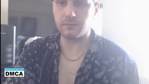 Snapshot of jonnybananas69 chatting on May 22, 5:18 pm Jonny Bans online show from May 22, 5:18 pm