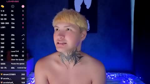 Jonny online show from August 4, 9:12 am