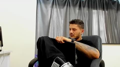 jonnyporn1 online show from January 8, 7:34 am