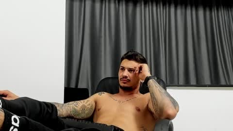 jonnyporn1 online show from January 17, 3:12 am