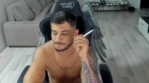 jonnyporn1 online show from September 15, 5:57 pm