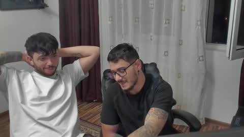 jonnyporn1 online show from December 3, 10:41 pm