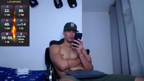 Snapshot of jonryder_ chatting on March 11, 9:56 am Ryder Jon online show from March 11, 9:56 am