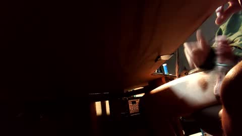 Snapshot of jontn_swift chatting on October 5, 5:06 am Jonathon Swift online show from October 5, 5:06 am