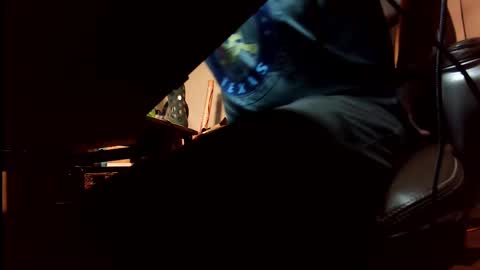 Snapshot of jontn_swift chatting on November 3, 5:20 am Jonathon Swift online show from November 3, 5:20 am