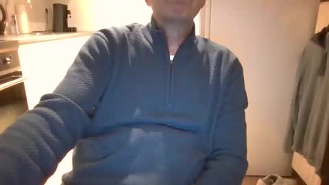 Snapshot of jop55 chatting on April 8, 6:19 pm Jop55 online show from April 8, 6:19 pm