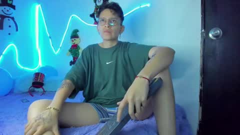 Snapshot of jordan__05 chatting on December 5, 11:51 pm Jordan online show from December 5, 11:51 pm