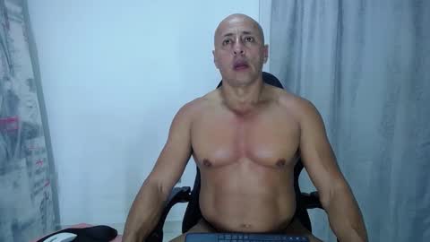 Snapshot of jordan_gomez_ chatting on March 5, 1:10 am Jordan online show from March 5, 1:10 am