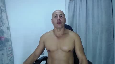 Snapshot of jordan_gomez_ chatting on March 12, 2:20 am Jordan online show from March 12, 2:20 am