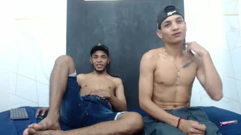 Snapshot of jordanandandrew chatting on March 3, 9:31 pm jordanandandrew online show from March 3, 9:31 pm