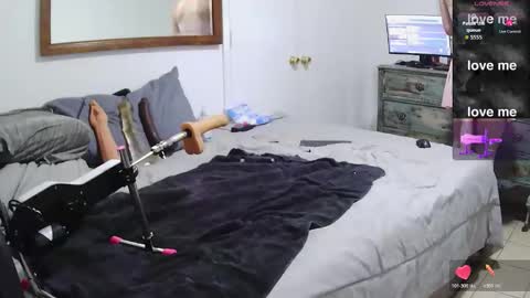 Snapshot of jordanxxx666 chatting on March 2, 2:03 am sissyjolicia online show from March 2, 2:03 am