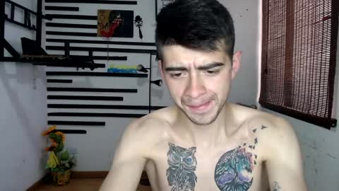 Snapshot of jordi_big_cock chatting on December 14, 3:25 pm jordi_big_cock online show from December 14, 3:25 pm