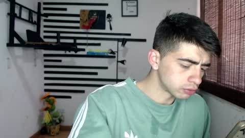 Snapshot of jordi_big_cock chatting on December 15, 3:20 pm jordi_big_cock online show from December 15, 3:20 pm