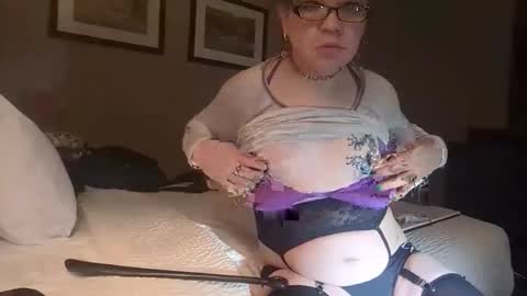 jorjina_x_mckie online show from January 18, 10:30 am