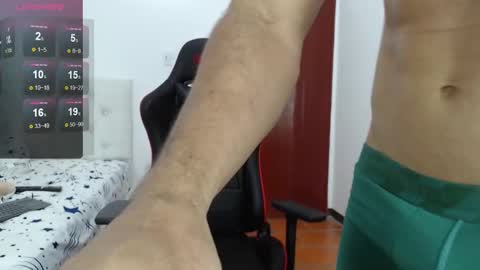 jose_rumbero91 online show from January 10, 1:09 pm