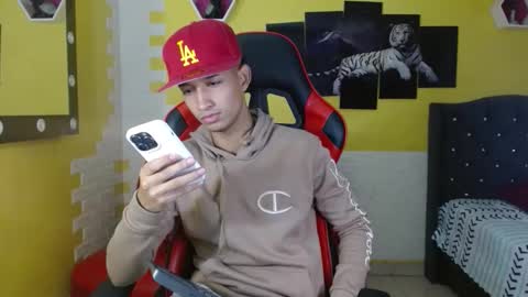 jose_sexycumm online show from October 23, 8:29 pm