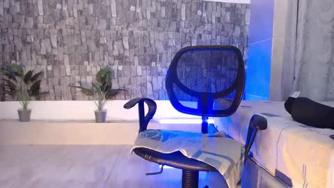 Jackson online show from September 12, 2:39 pm