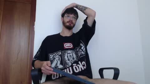 Snapshot of joseh0se chatting on April 19, 1:43 pm alejandro online show from April 19, 1:43 pm