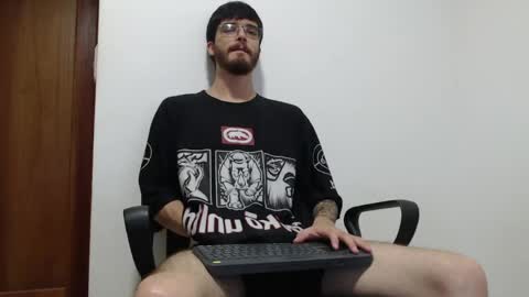 Snapshot of joseh0se chatting on April 25, 3:42 am alejandro online show from April 25, 3:42 am