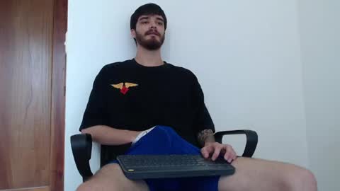Snapshot of joseh0se chatting on April 25, 6:16 pm alejandro online show from April 25, 6:16 pm