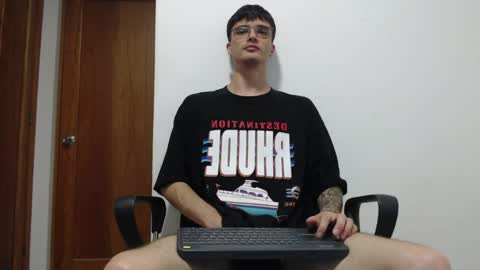 Snapshot of joseh0se chatting on May 2, 8:30 am alejandro online show from May 2, 8:30 am