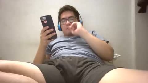 TwinkJoselinoHot online show from December 4, 6:55 am