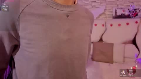 Joselyn  online show from February 17, 11:50 am