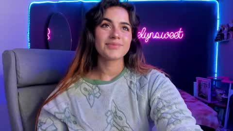 Snapshot of joselynsweet chatting on March 11, 1:37 am Sofia Garcia online show from March 11, 1:37 am