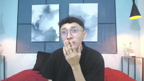 Snapshot of josep_latin_18 chatting on December 30, 6:16 pm josep_latin_18 online show from December 30, 6:16 pm