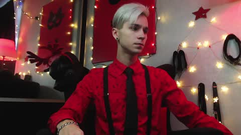 Master Joseph online show from December 25, 8:07 am