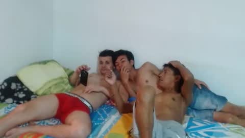 thomas y joseph online show from February 17, 9:08 pm