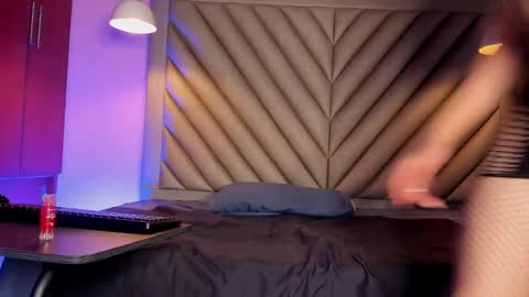 Snapshot of josephinelancaster chatting on February 22, 10:31 pm josephinelancaster online show from February 22, 10:31 pm