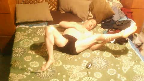 Snapshot of josephstipper_ chatting on December 30, 2:42 am Jos Juan online show from December 30, 2:42 am